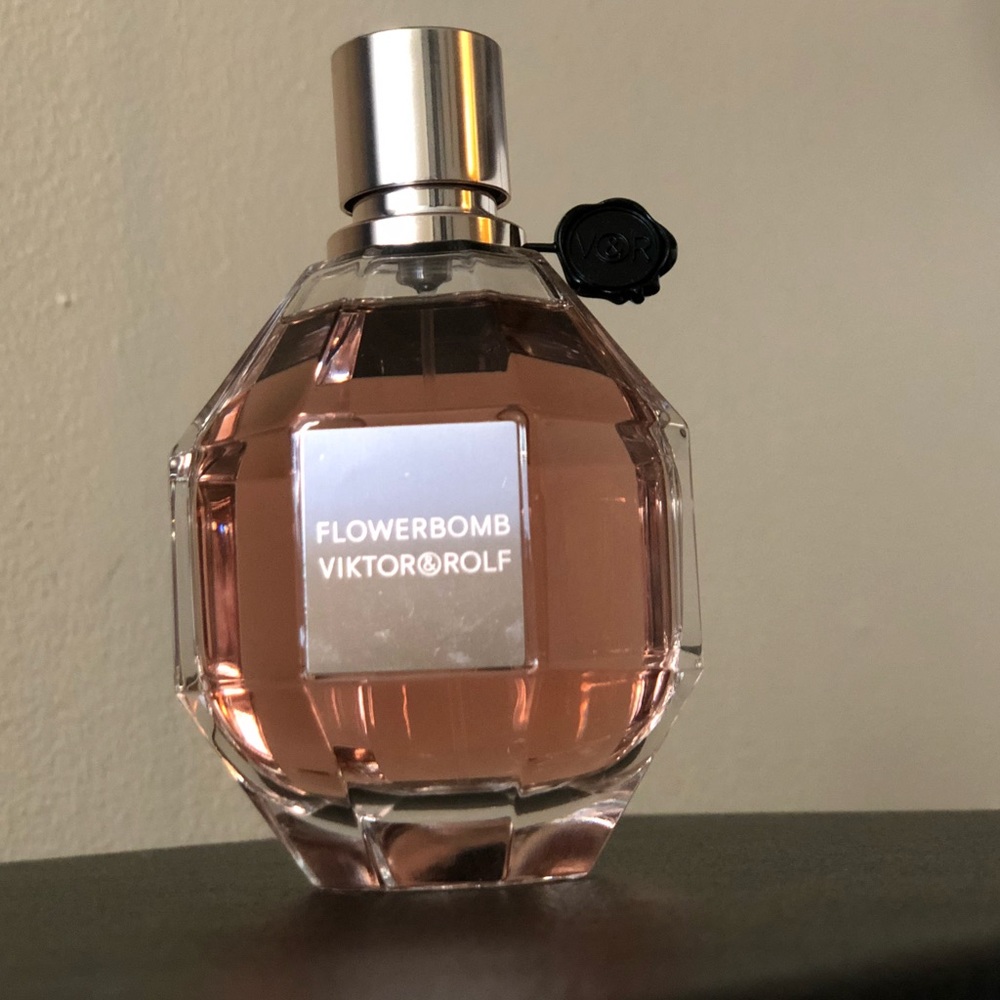 FLOWERBOMB Viktor&Rolf
